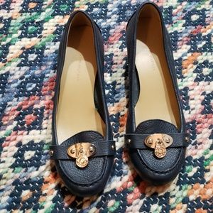 Tommy Hilfiger navy wedged leather loafer